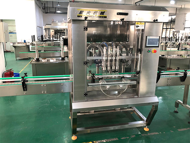 江蘇辣椒醬灌裝機(jī)設(shè)備展示