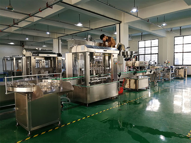 星火果醬糖漿灌裝機(jī)生產(chǎn)線設(shè)備展示